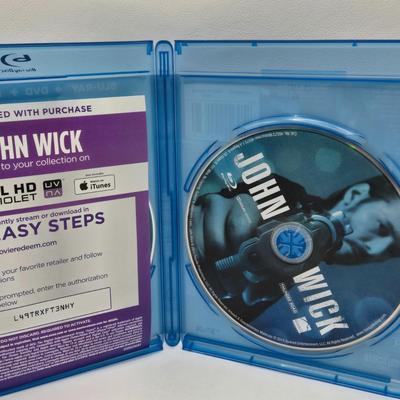 LOT 166: Multiple Blu-Ray and DVD Movies Including The Rocky Horror Picture Show and Kill Bill