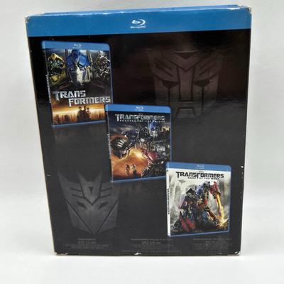 LOT 166: Multiple Blu-Ray and DVD Movies Including The Rocky Horror Picture Show and Kill Bill