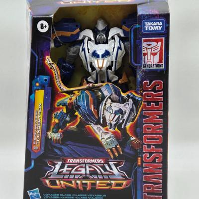 LOT 167: Transformers Legacy United Prime Universe Thundertron and Transformers Legacy Autobot Skids NIB