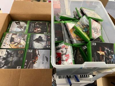 LOT 183: Dozens of EMPTY Xbox One Game Cases