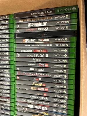 LOT 183: Dozens of EMPTY Xbox One Game Cases