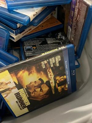 LOT 184: Dozens of EMPTY Blu-Ray Cases