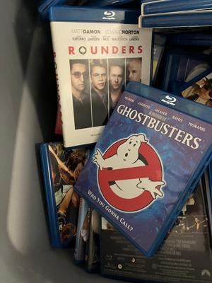 LOT 184: Dozens of EMPTY Blu-Ray Cases
