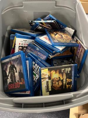LOT 184: Dozens of EMPTY Blu-Ray Cases
