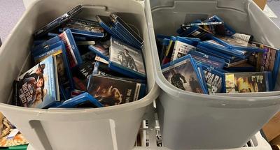 LOT 184: Dozens of EMPTY Blu-Ray Cases