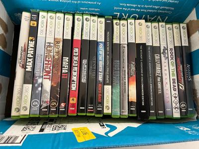 LOT 185: EMPTY Xbox 360 Game Cases