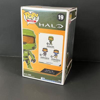 LOT 189: Funko Pop Halo Master Chief #19 Jumbo 10" Vinyl Figure