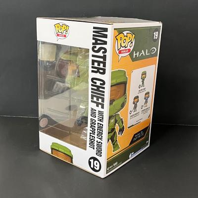 LOT 189: Funko Pop Halo Master Chief #19 Jumbo 10" Vinyl Figure