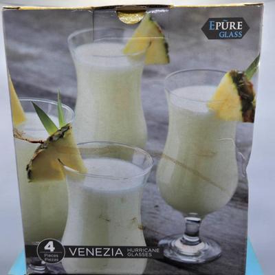 LOT 195: Relax with a Drink and a Smoke.... 2 Sets of Glasses, Cigar Box, and More