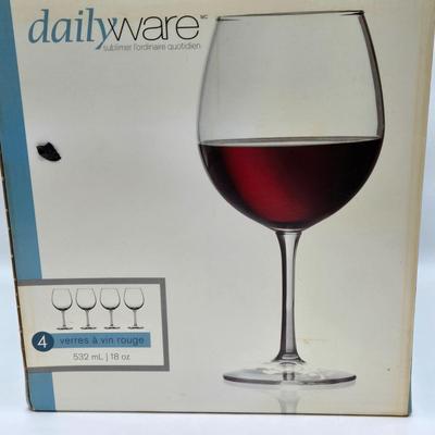 LOT 195: Relax with a Drink and a Smoke.... 2 Sets of Glasses, Cigar Box, and More