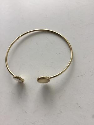 Beautiful fashion bracelet cuff