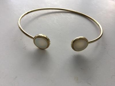 Beautiful fashion bracelet cuff