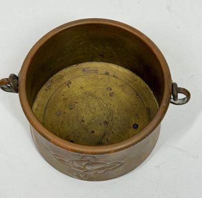 Vintage Primitive Copper Cauldron Kettle Pot forged handle great patina St. Jean-Pied-de-Port souvenir