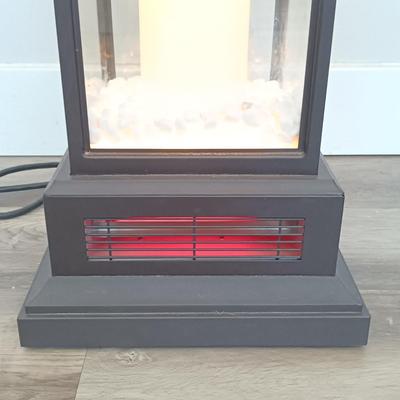 LOT 4: Twin Star Electric Lantern/Heater 1500W