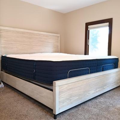LOT 27: Farmhouse Style (3) Piece Bedroom Set w/ Temper-Pedic Ergo Plus Adjustable Frame (Mattress NOT included)