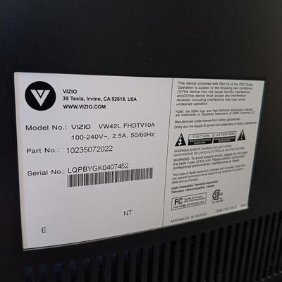 LOT 29: Vizo 42” HDTV Smart TV with Remote