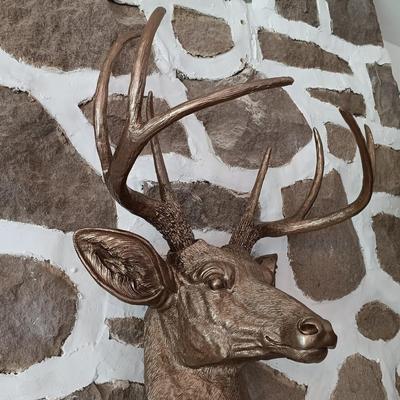 LOT 30: Collection of Rustic Holiday Decorations