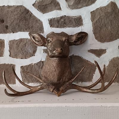 LOT 30: Collection of Rustic Holiday Decorations