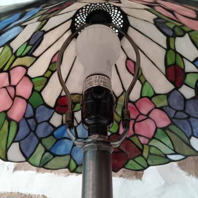 LOT 31: Stained Glass Tiffany-Style Table Lamp and Framed Mirror