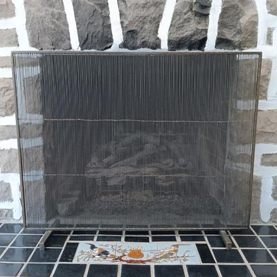 LOT 42: Crate & Barrel Metal Free-Standing Fireplace Screen