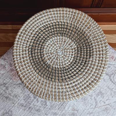 LOT 45: Grass Storage/Laundry Basket with Lid, Machine Washable Area Rug, Pottery Barn Queen Duvet & Euro Shams