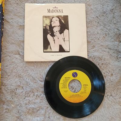 LOT 46: For the Girls - Sunflower Art Portfolio Bags/Cases, Penmore Brooke Acrylic “GREAT” Sign, Madonna Vinyl 45 , Inspirational Plaque...