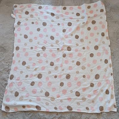 LOT 47: Baby/ Children’s Room Decor and More Including Wall Art, Baby Scrap Book and More