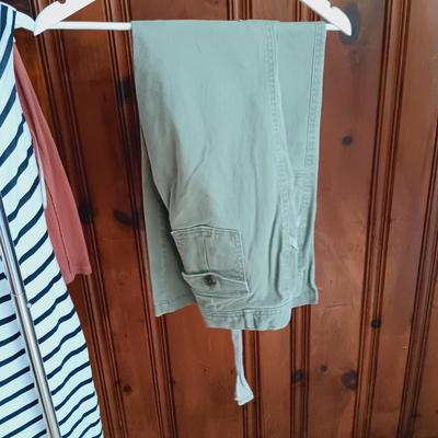 LOT 50: Collection of Women’s Clothing XS from Banana Republic, Ann Taylor Loft and More