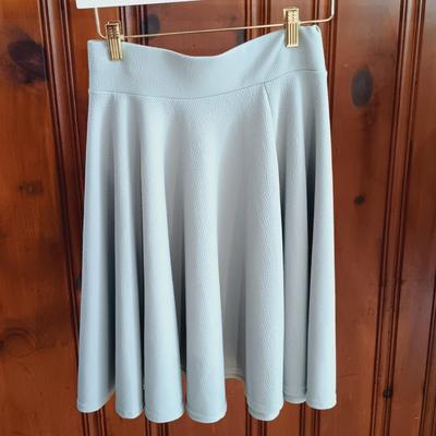 LOT 51: Women’s Clothing Size Small by Banana Republic, North Face and More Some with Tags