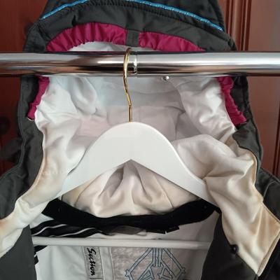 LOT 52: Section Division Women's Size XS Ski Jacket and Size Small Snow Pants