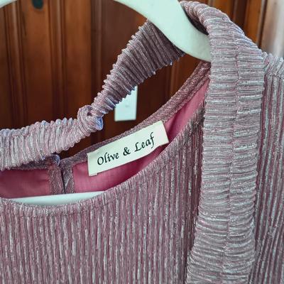 LOT 168: Women's Clothing Size Small by Olive & Leaf, Loft, Heidi Hess & More
