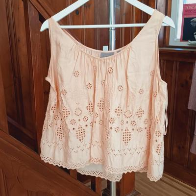 LOT 168: Women's Clothing Size Small by Olive & Leaf, Loft, Heidi Hess & More