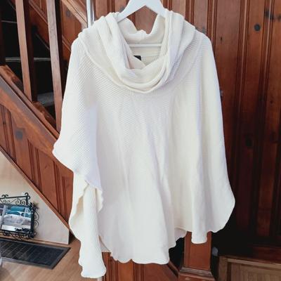 LOT 168: Women's Clothing Size Small by Olive & Leaf, Loft, Heidi Hess & More