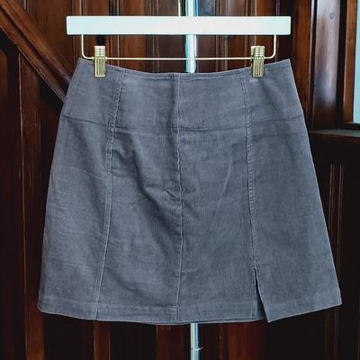 LOT 168: Women's Clothing Size Small by Olive & Leaf, Loft, Heidi Hess & More