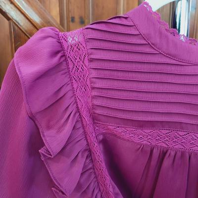 LOT 168: Women's Clothing Size Small by Olive & Leaf, Loft, Heidi Hess & More