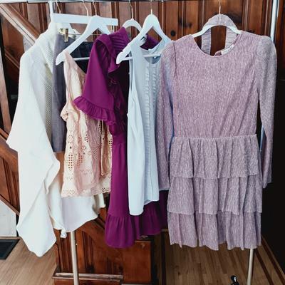 LOT 168: Women's Clothing Size Small by Olive & Leaf, Loft, Heidi Hess & More