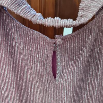 LOT 168: Women's Clothing Size Small by Olive & Leaf, Loft, Heidi Hess & More