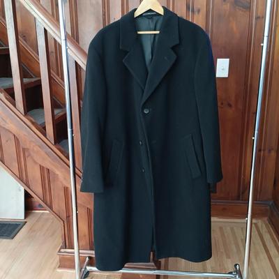 LOT 171: Bill Blass Black Label Cashmere Blend Coat with Laundry by Shelli Segal Sz 4 Wool Blend Coat