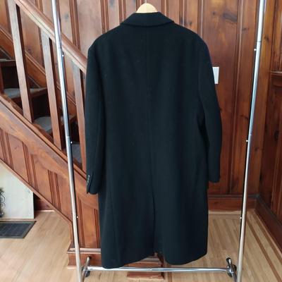 LOT 171: Bill Blass Black Label Cashmere Blend Coat with Laundry by Shelli Segal Sz 4 Wool Blend Coat