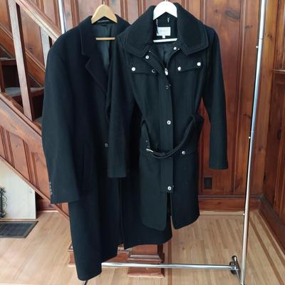 LOT 171: Bill Blass Black Label Cashmere Blend Coat with Laundry by Shelli Segal Sz 4 Wool Blend Coat