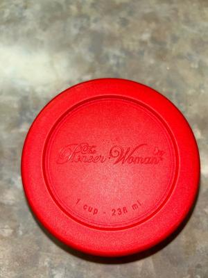 PIONEER WOMEN AND ZIPLOCK GLASS FOOD STORAGE BOWLS W/LIDS, AND BUTTER BUDDIES