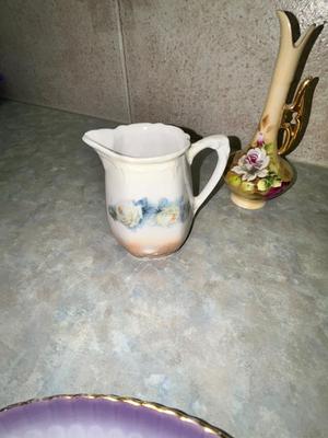 LEFTON, FENTON AND OTHER PRETTY VINTAGE GLASS/CHINA