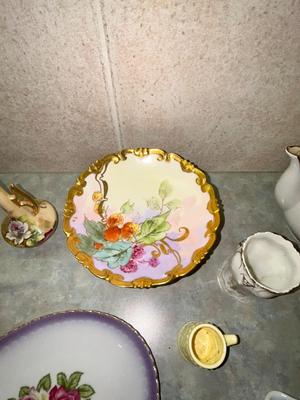 LEFTON, FENTON AND OTHER PRETTY VINTAGE GLASS/CHINA