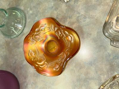 VTG CARNIVAL GLASS, CANDY DISH, BUD VASE GRAVY BOAT AND MORE!