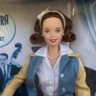 LOT 43P: NRFB Mattel Barbie Collector Edition Giftsets: 1996 Barbie Loves Elvis (17450) & 1999 Barbie Loves Frankie Sinatra (22953)