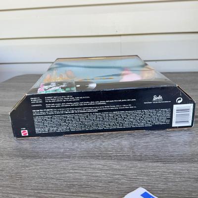 LOT 43P: NRFB Mattel Barbie Collector Edition Giftsets: 1996 Barbie Loves Elvis (17450) & 1999 Barbie Loves Frankie Sinatra (22953)