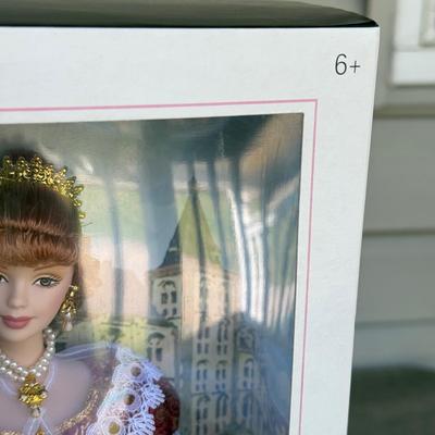 LOT 59H: NRFB Mattel 2004-05 Barbie Collector Pink Label 25th Anniversary Princess Dolls of the World: Renaissance (G5860), Holland...