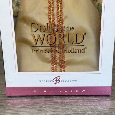 LOT 59H: NRFB Mattel 2004-05 Barbie Collector Pink Label 25th Anniversary Princess Dolls of the World: Renaissance (G5860), Holland...