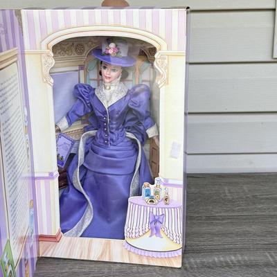 LOT 80P: NRFB late 1990s Mattel Avon Exclusive Special Edition Barbie Dolls: Winter Rhapsody (16353), Winter Splendor (19357) &...