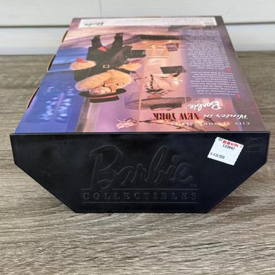 LOT 121P: NRFB 1998 Mattel Collector Edition Barbie City Seasons Dolls: Winter in New York (19429) & Fall in Paris (19367)